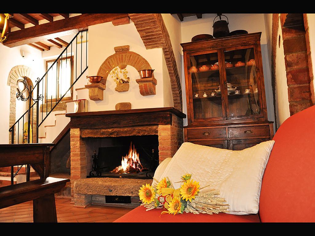 Montepulciano Stazione La Casina Toscana מראה חיצוני תמונה